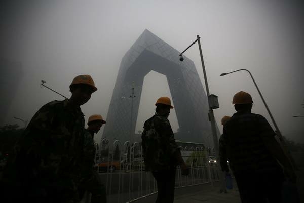Lo smog accorcia la vita: nel nord della Cina si vive 5 anni di meno