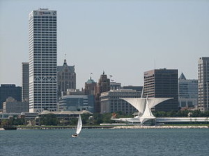 320px-Milwaukee_skyline