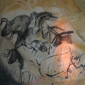 Paintings_from_the_Chauvet_cave_(museum_replica)