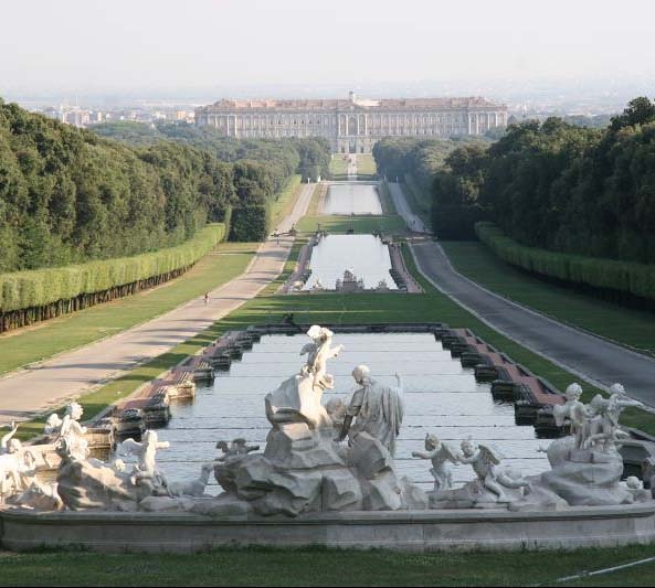 Caserta: la reggia che compete con Versailles e Schönbrunn