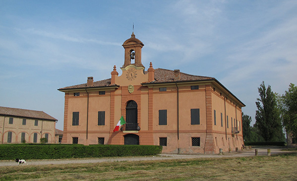 Palazzo-Sessa-Aldrovandi-sede-Museo-della-civiltà-contadina-Rodolfo-e-Luigi-Sessa-a-Mirabello di Ferrara