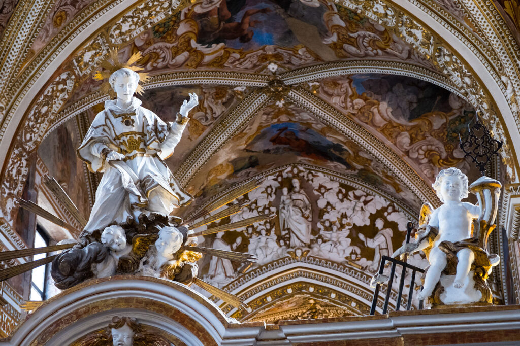 Cilento-Padula-monastero-chiesa-interno-barocco