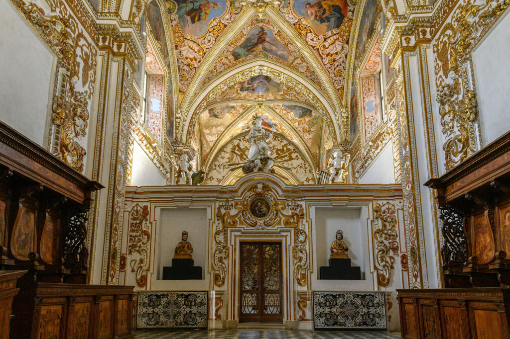 Cilento-certosa-Padula-monastero-interno-chiesa-barocco