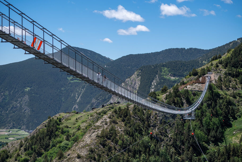 Ponte-Tibetano-del-Canillo-Andorra