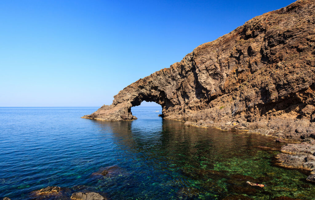 arco-dell-elefante-Pantelleria
