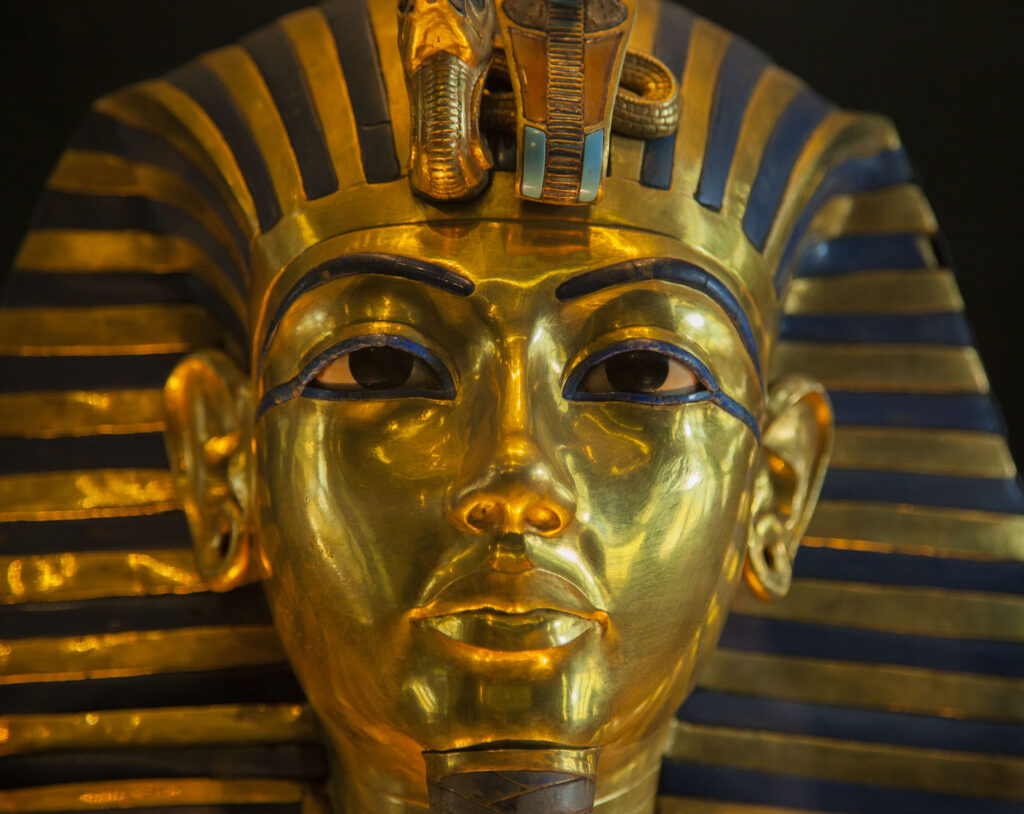 maschera-funeraria-di-Tutankhamon