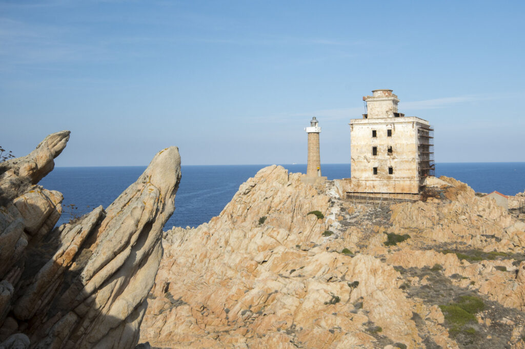 Faro-di-Razzoli-Sardegna