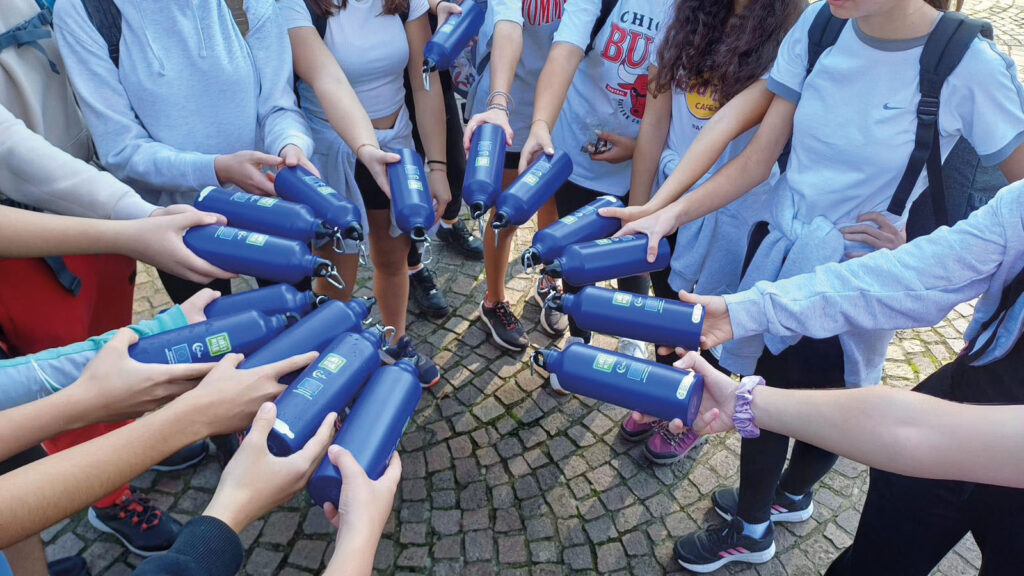 turismo-sostenibile-first-mile-borraccia